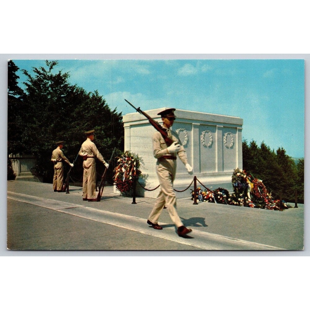 Vtg Postcard Tomb of the Unknown Soldier Arlington VA Sentry Mirro-Krome WN-6A